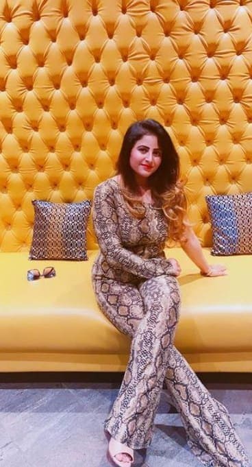 Call Girls service in Zirakpur